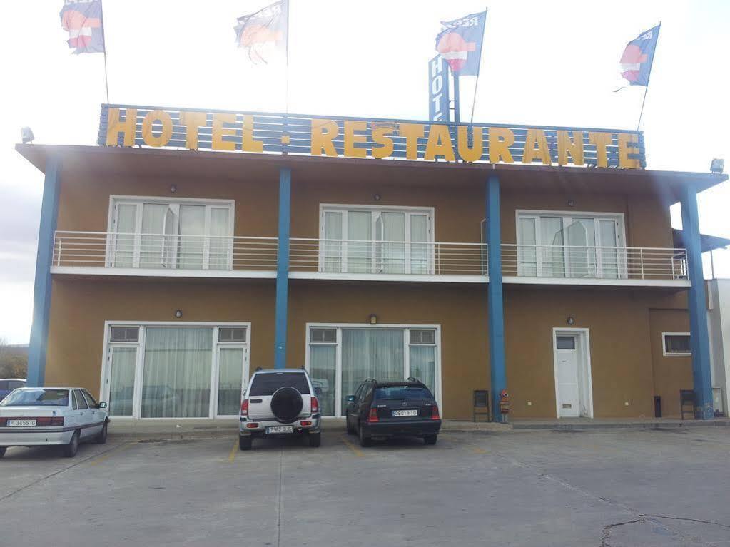 Hotel Area De Калаорра Екстер'єр фото